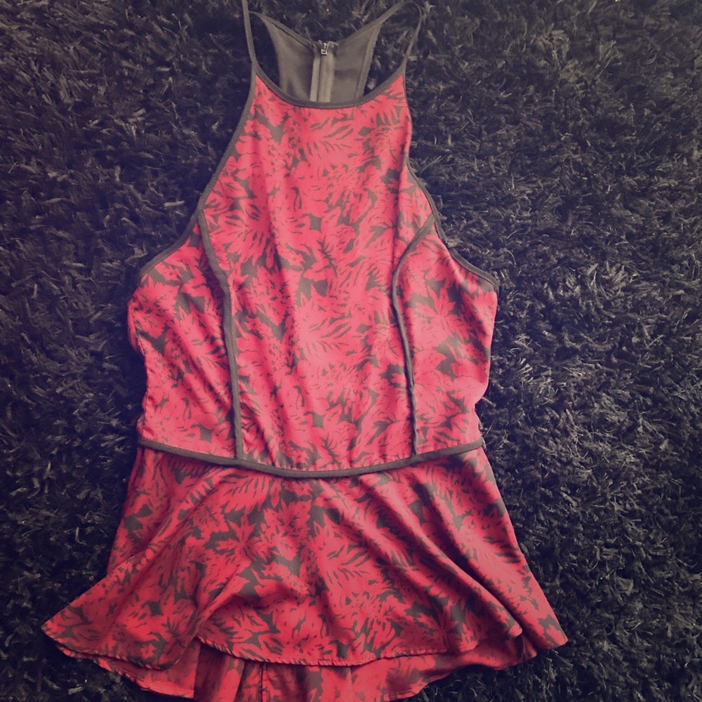 Strapless Top with flirty details